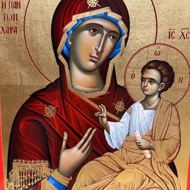 Nuntฤ รฎn familia preotului Florin Pฤcioianu! Preafericitul Daniel a trimis un dar de suflet mirilor! 3 cadou Preafericitul Daniel nunta stefania Pacioianu