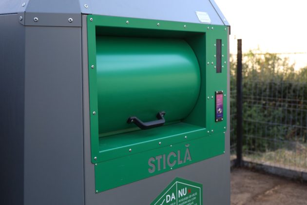 Prima insulă ecologică digitalizată din Pitești a fost amplasată pe strada Banat. Urmează alte 115 6 Sursă foto: Primăria Municipiului Pitești