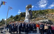 Monumentul sacrificiului de pe Transfăgărășan