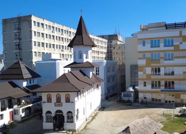Sursă foto: screenshot video FB Arhiepiscopia Argeșului și Muscelului, sursă video: FB Arhiepiscopia Argeșului si Muscelului. Brâul 
