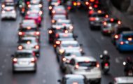 trafic mașini aglomeratie butonul de avarie