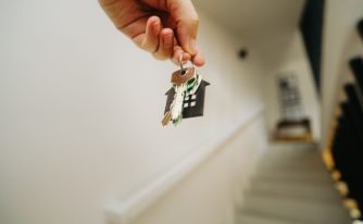 apartament chei scară