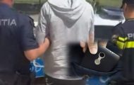 I-a furat telefonul și apoi i-a cerut 1.000 de lei ca să i-l înapoieze. Piteștean de 27 de ani, reținut de polițiști