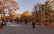 prognoza meteo vreme toamnă oameni parc