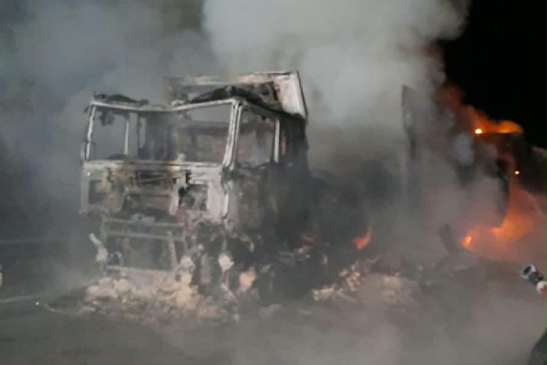 TIR a luat foc Dedulești (4)
