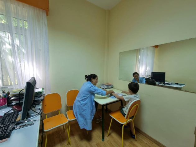 centrul de zi de recuperare pentru copii cu dizabilitati 2 - Ai un copil cu nevoi speciale? Există în Pitești un centru ultramodern pentru sprijin și recuperare!
