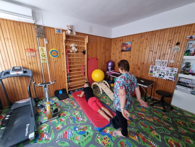 centrul de zi de recuperare pentru copii cu dizabilitati 7 - Ai un copil cu nevoi speciale? Există în Pitești un centru ultramodern pentru sprijin și recuperare!