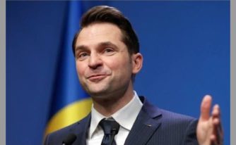 Sebastian Burduja